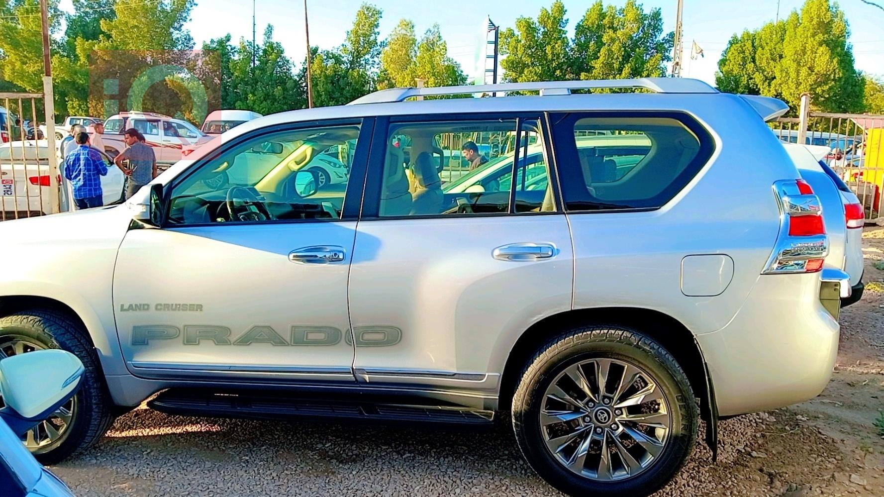 تويوتا لاندكروزر برادو